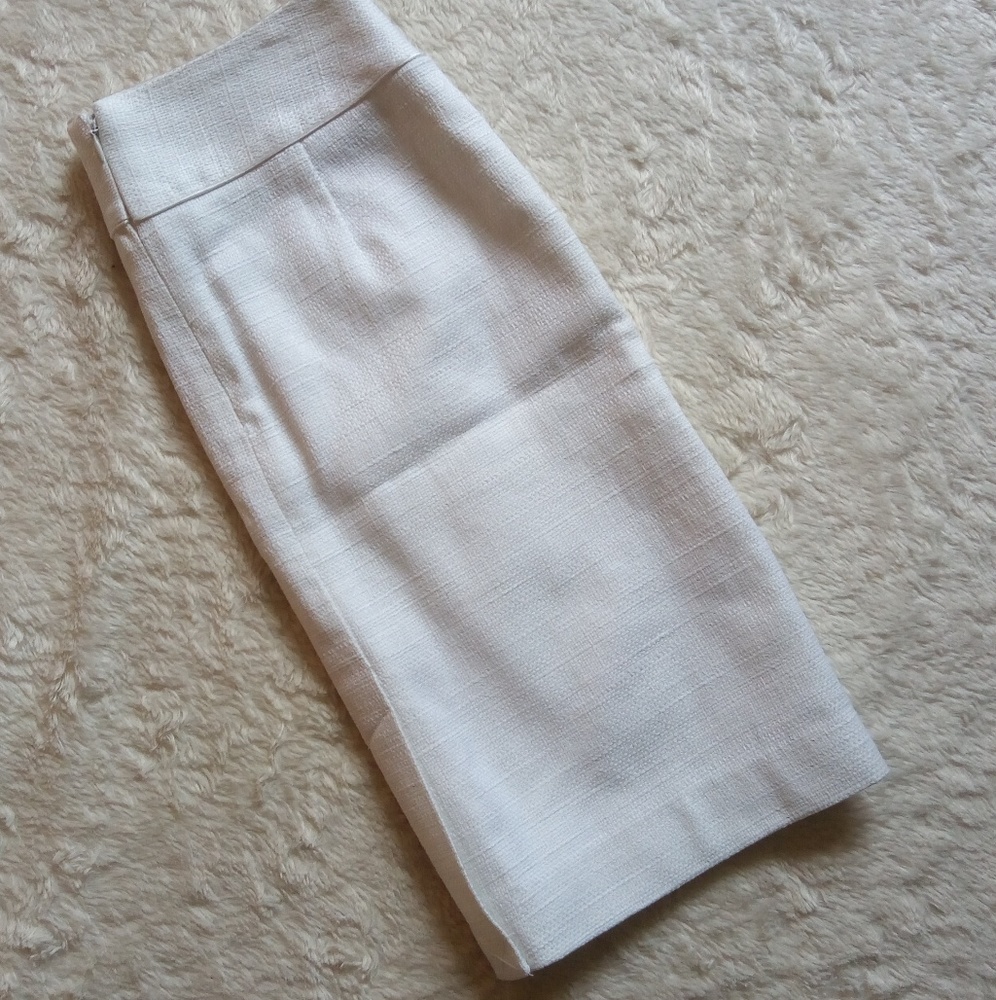 White House Black Market Skirt